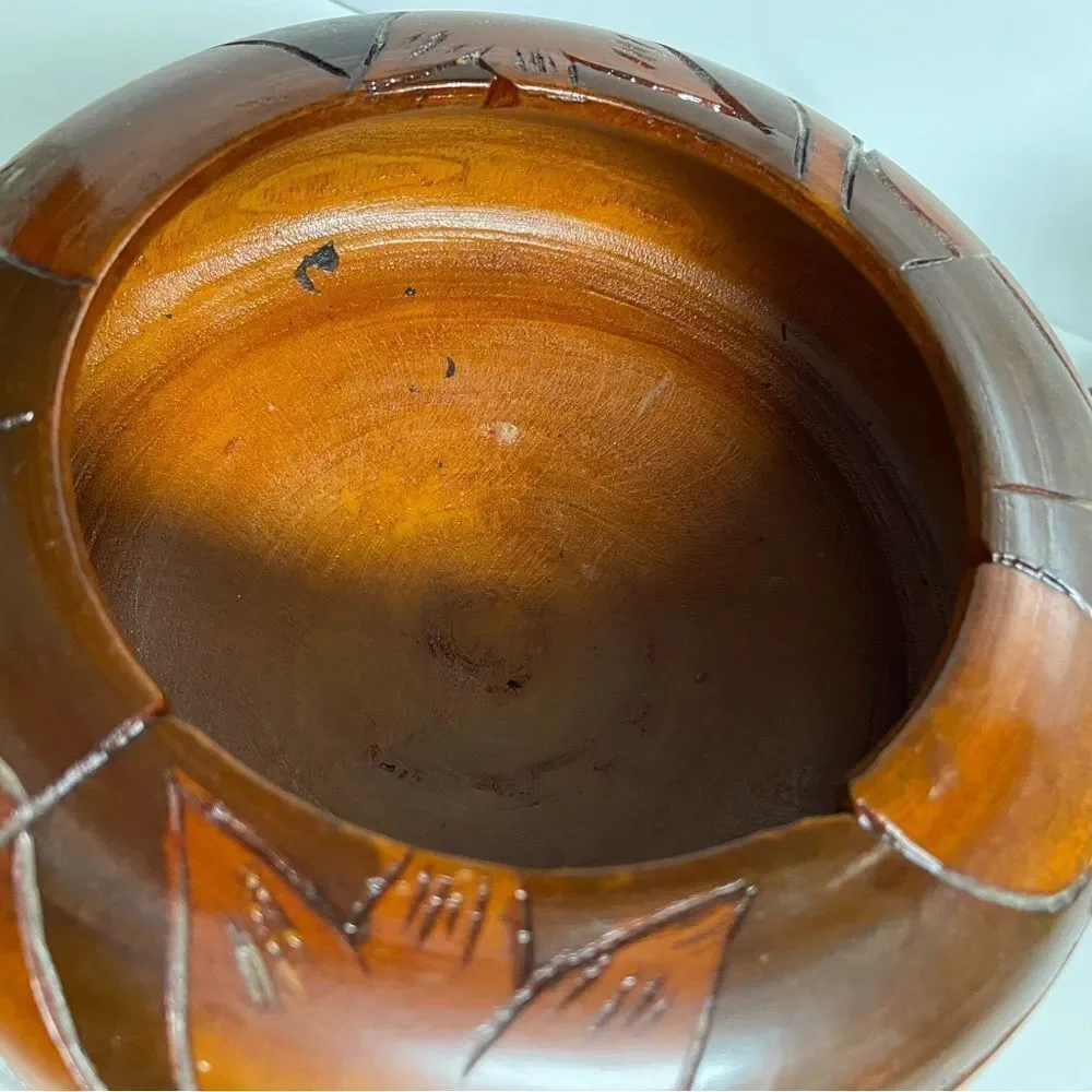 Hand Carved Multi Colored Wood Decorative Bowl Peak Top Lid Centerpiece Vintage - Picture 5 of 8
